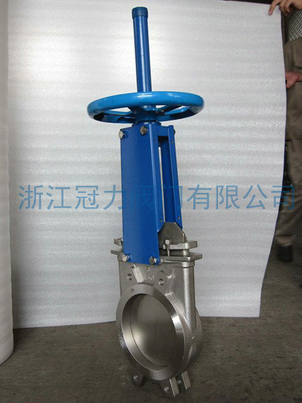 硬密封刀型閘閥的結(jié)構(gòu)特點(diǎn)及應(yīng)用場(chǎng)景